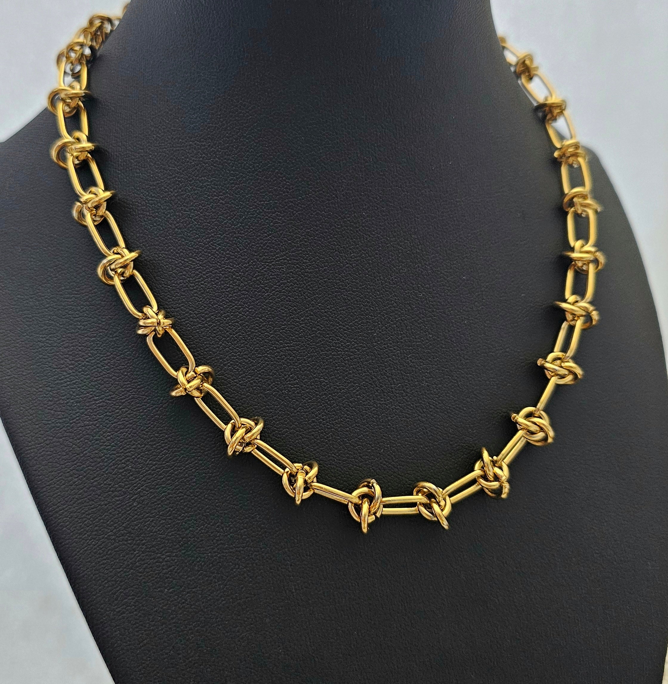 Luxe Knot Necklace