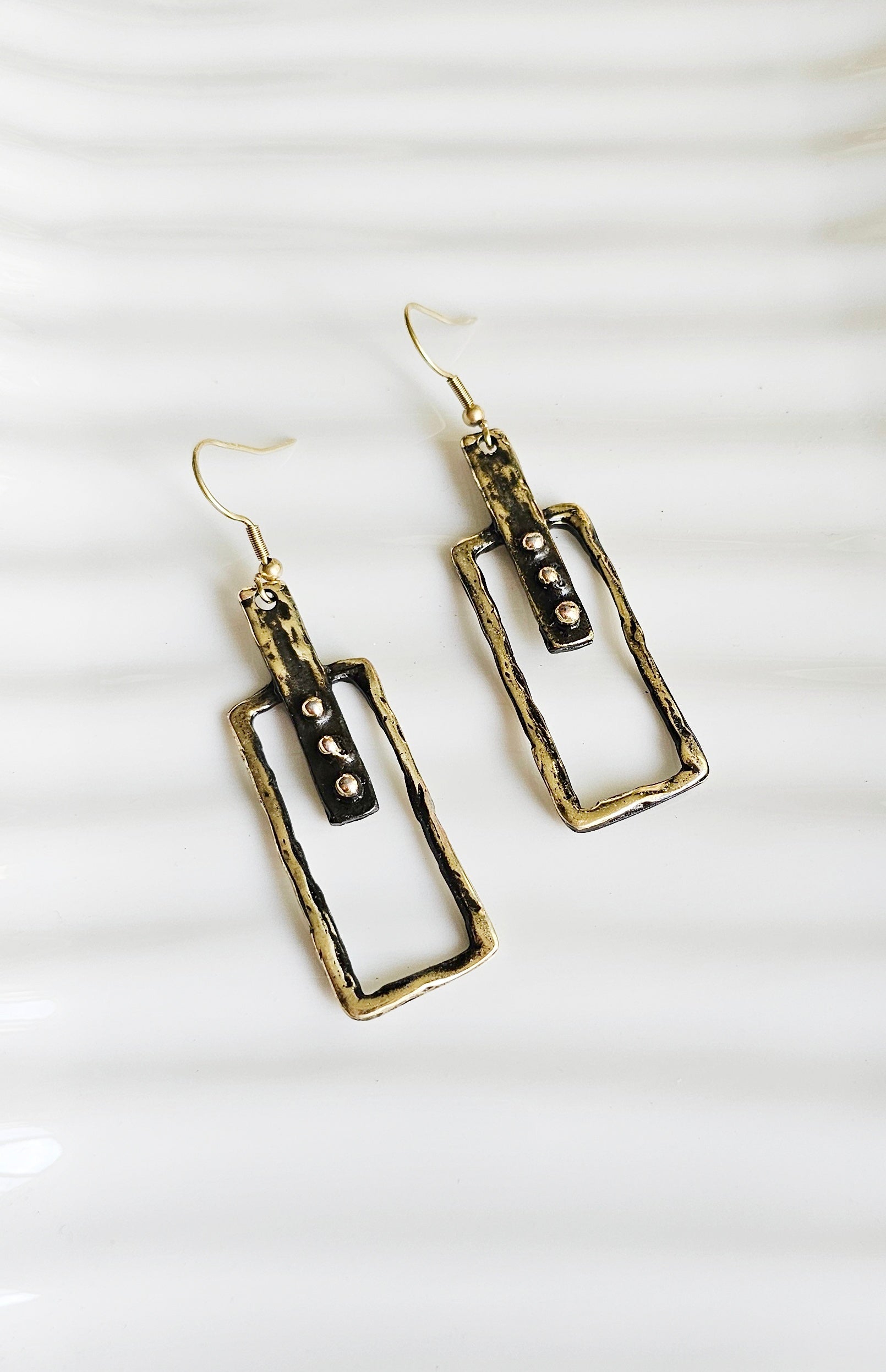 Linear Luxe Earrings -Bronze