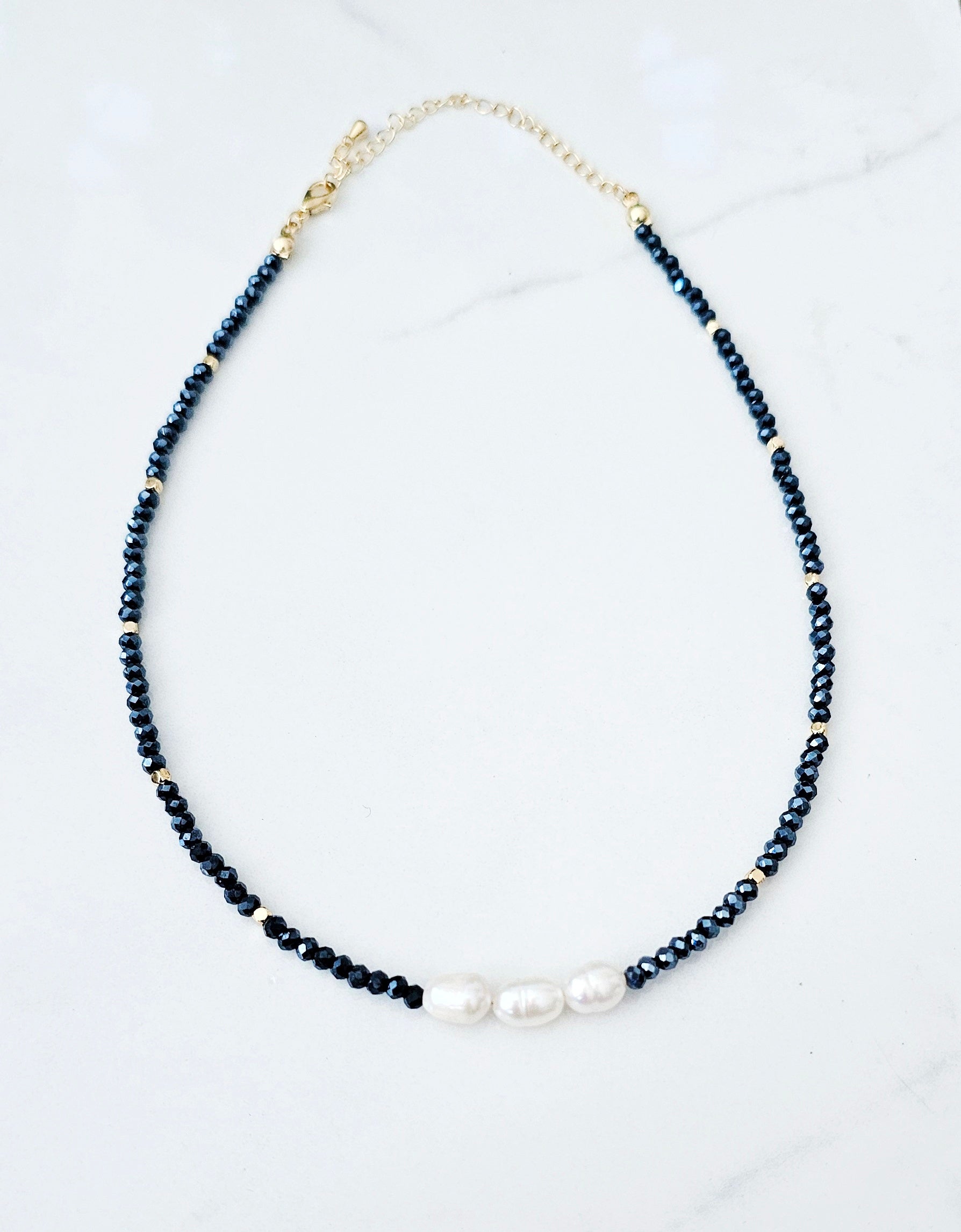 Three Pearls Glimmer Necklace